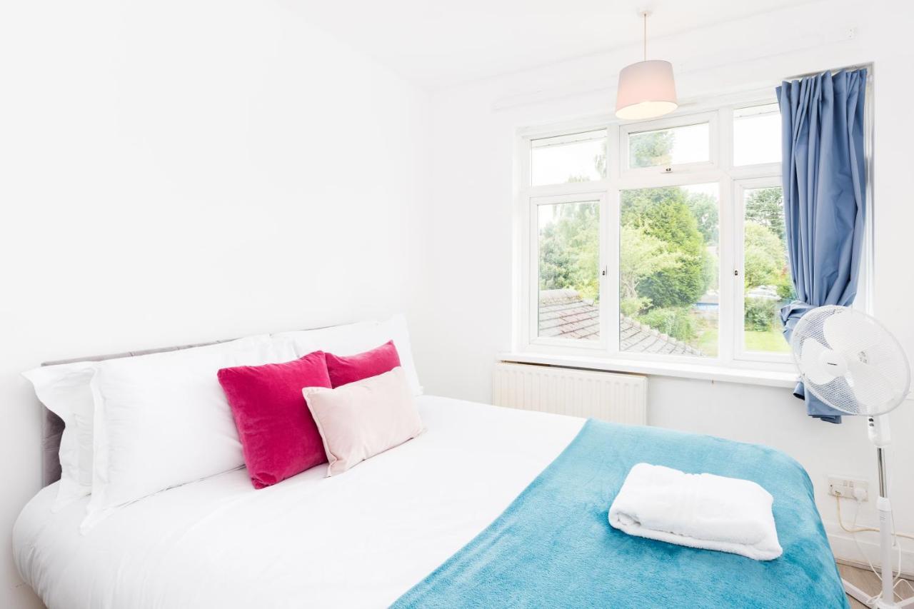Beautiful 6 Bedroom House For 17 Guests Next To Edgbaston Stadium เบอร์มิงแฮม ภายนอก รูปภาพ