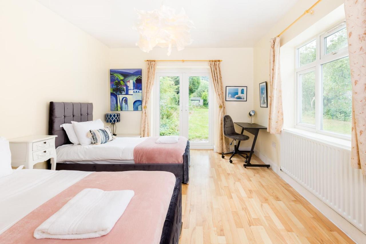 Beautiful 6 Bedroom House For 17 Guests Next To Edgbaston Stadium เบอร์มิงแฮม ภายนอก รูปภาพ